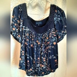 Lucky Brand Blouse Womans Medium Navy Floral Peasant Lightweight Boholemian